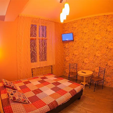 подобово в центрі на вулиці краківській 34 площа ринок сам центер міста львова *